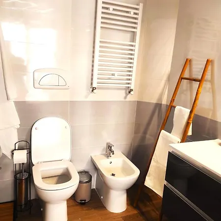 Michelangelo Airport *