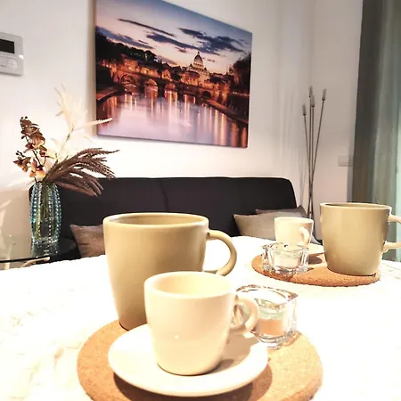 Michelangelo Airport Prázdninový dům *