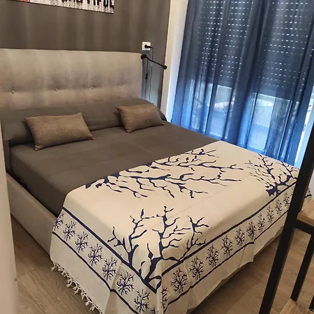 Michelangelo Airport Prázdninový dům